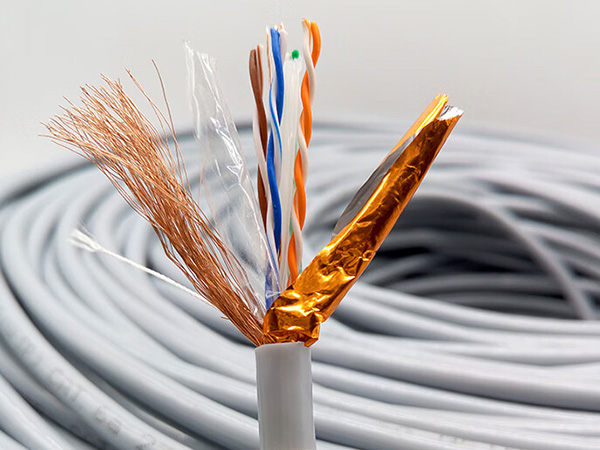 How to Choose Shielded Computer Signal Cables for the Office?